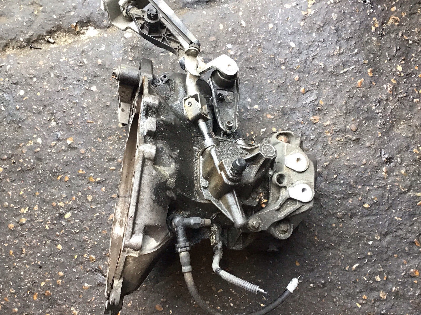 VAUXHALL CORSA C 1.2 PETROL GEARBOX  5 SPEED MANUAL F13C394 2001 20060