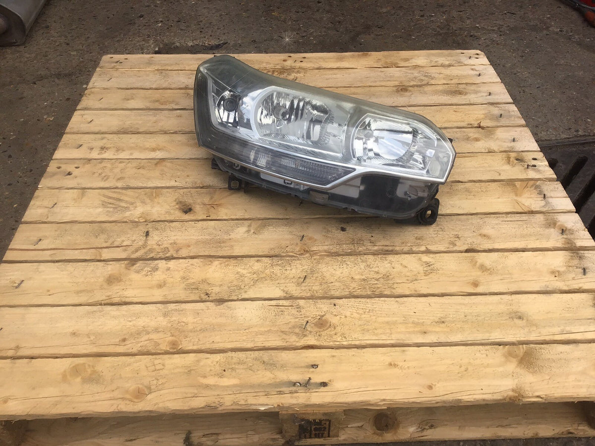 CITROEN C5 DRIVER'S SIDE O/S HEADLIGHT 9672694280 2010 20151