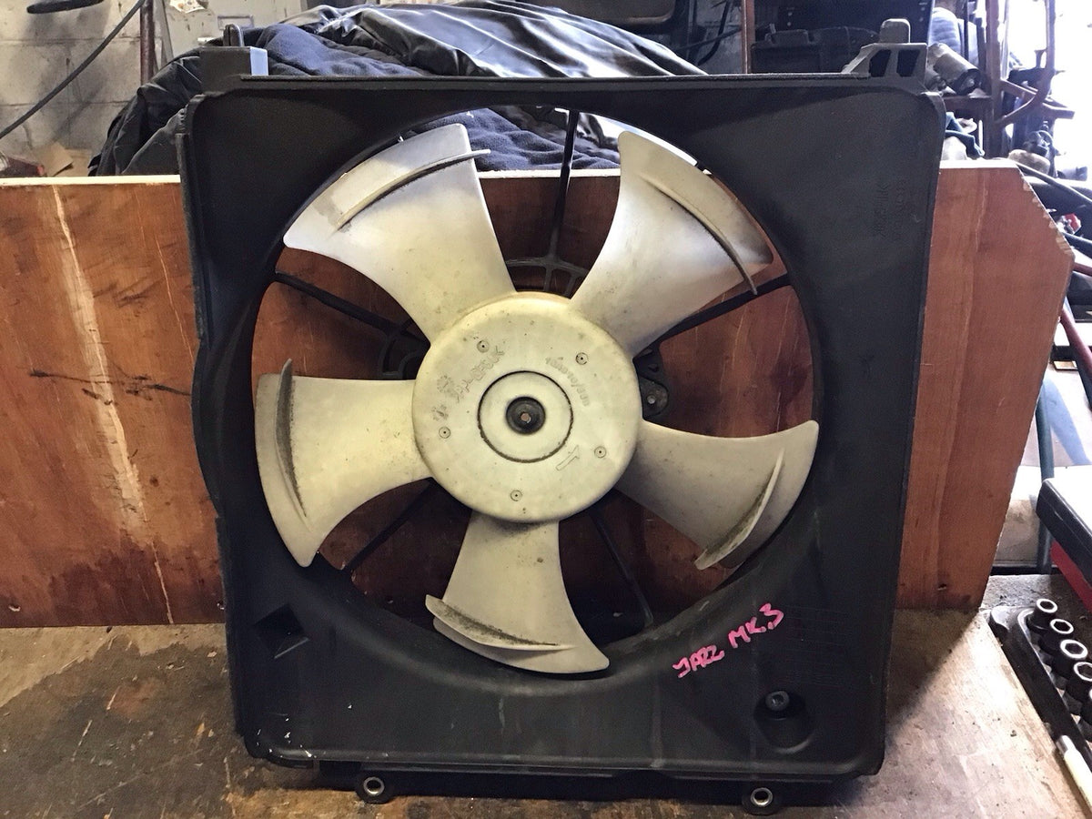 HONDA JAZZ MK3 RADIATOR FAN COOLING FAN COWLING 10A010/300 2009 20142
