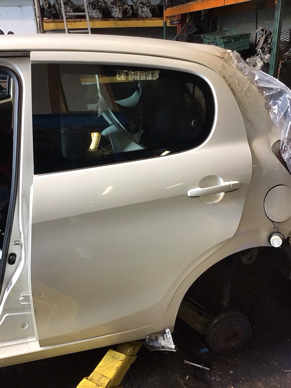 PEUGEOT 108 PASSENGER SIDE REAR DOOR WHITE KWD 2015 20215