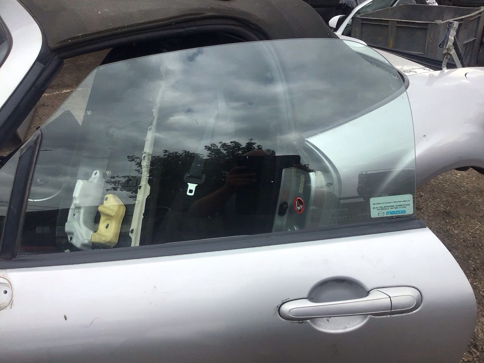 MAZDA MX5 PASSENGER'S N/S SIDE DOOR WINDOW GLASS  2005 20141
