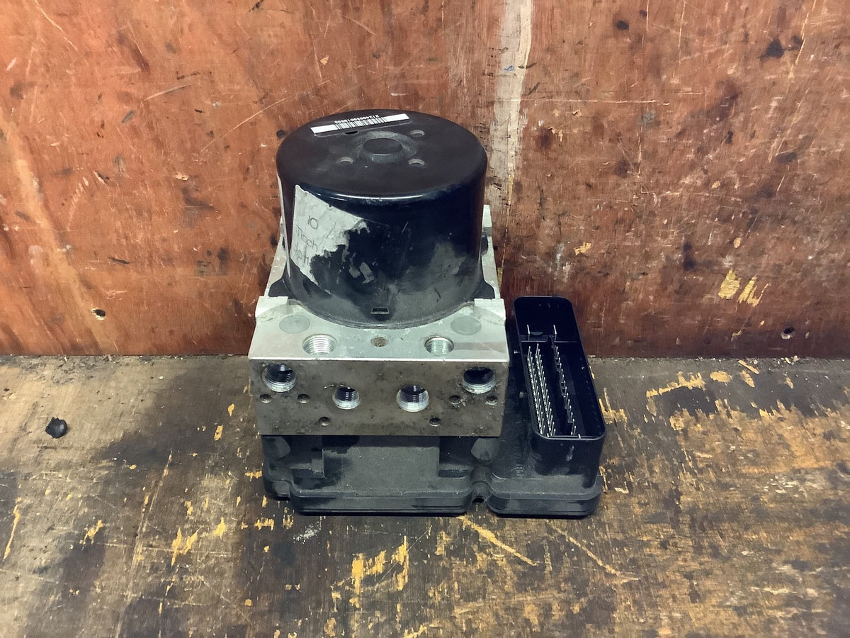 FORD FOCUS MK3 ABS PUMP MODULE BV61 2C405 AE  2011 20180