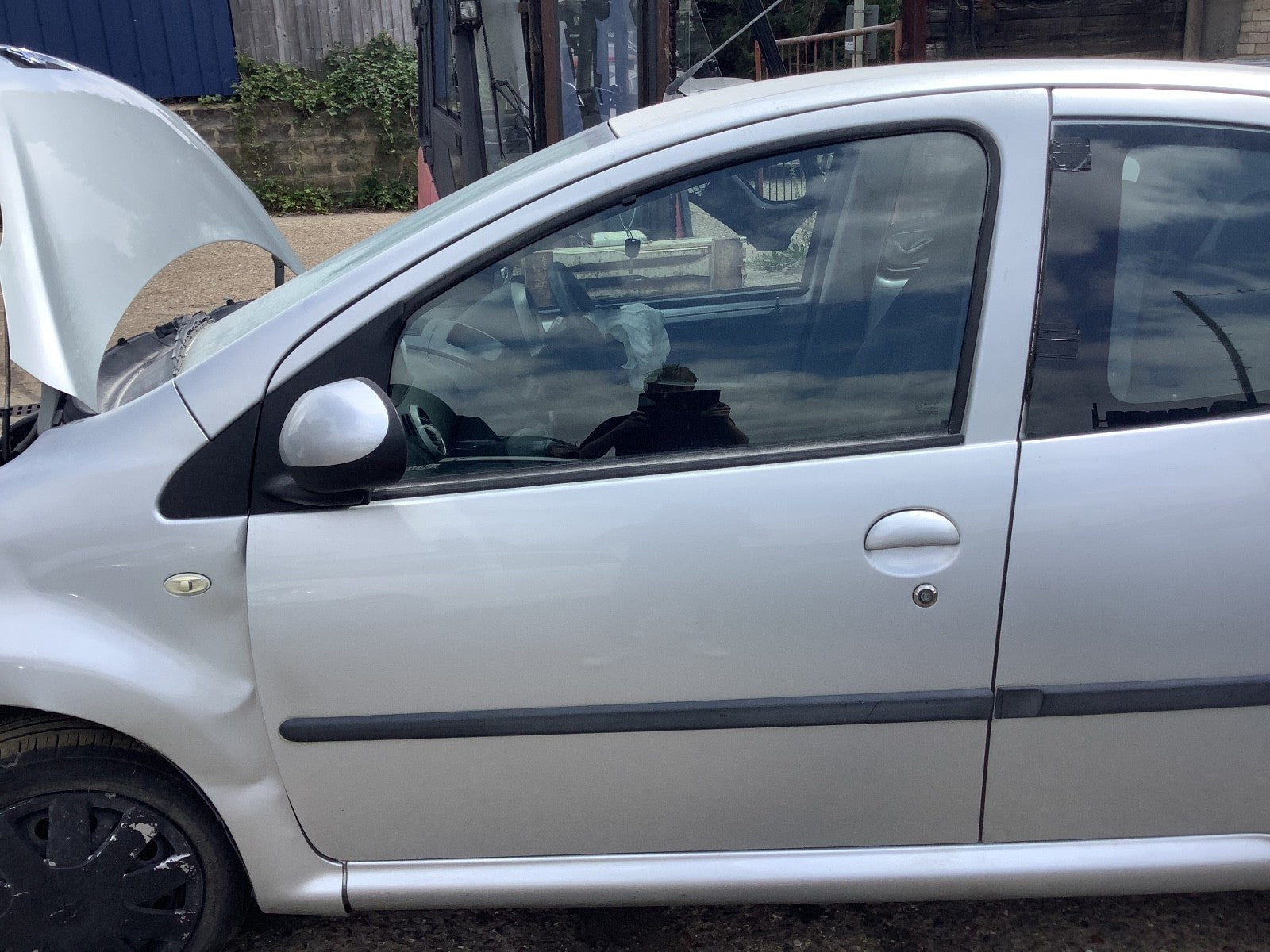 PEUGEOT 107 PASSENGERS SIDE N/S DOOR GRIS GALLIUM PAINT CODE KTB 2005 20141