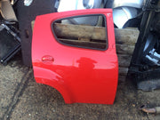 PEUGEOT 107 DRIVER'S SIDE O/S REAR DOOR SCARLET RED PAINT CODE KJH 2005 20122