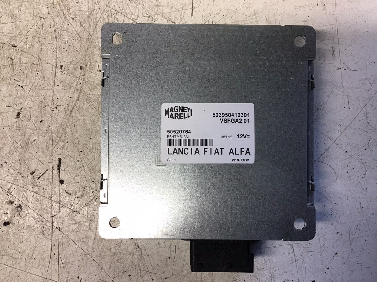FIAT 500 RADIO CD PLAYER ECU 50520764 2009 20160