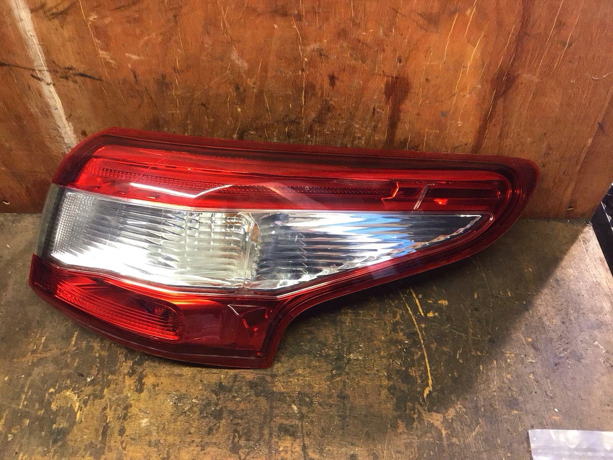 NISSAN QASHQAI J11E DRIVER'S SIDE O/S OUTER REAR LIGHT 2013 201715