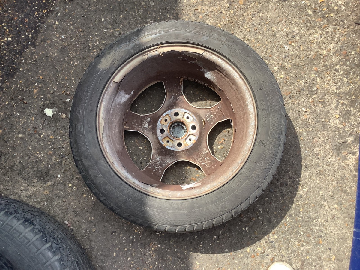 MINI COOPER R50 R53 ALLOY WHEEL 16'' TYRE 195X55X16 2001 20067