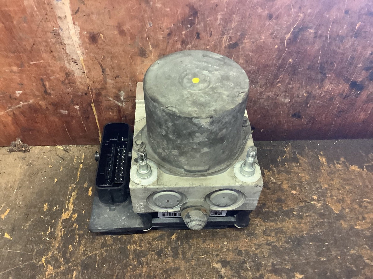 HYUNDAI I20 MK1  ABS PUMP MODULE PETROL 0265238004  2008 20122