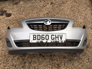 VAUXHALL MERIVA B FRONT BUMPER IN SILVER PAINT CODE Z157 2AU 2010 20173