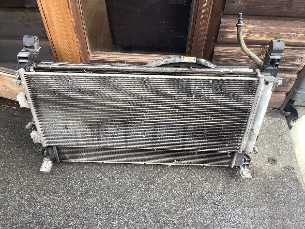 VAUXHALL CORSA E 1.4 PETROL AUTOMATIC RADIATOR PACK COWLING 8C8441000 2015 20191