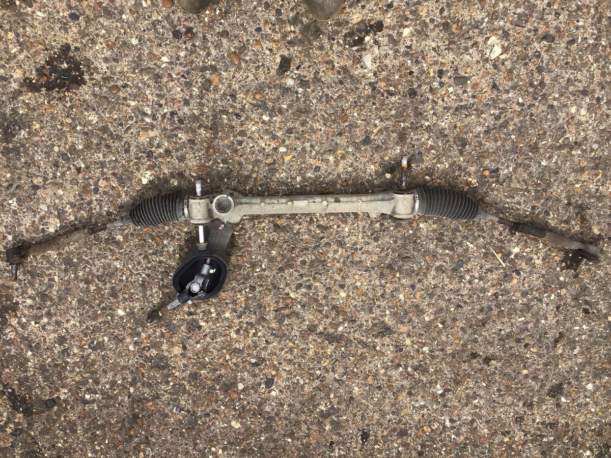 TOYOTA YARIS MK2 1.3 PETROL MANUAL STEERING RACK 2006 20114