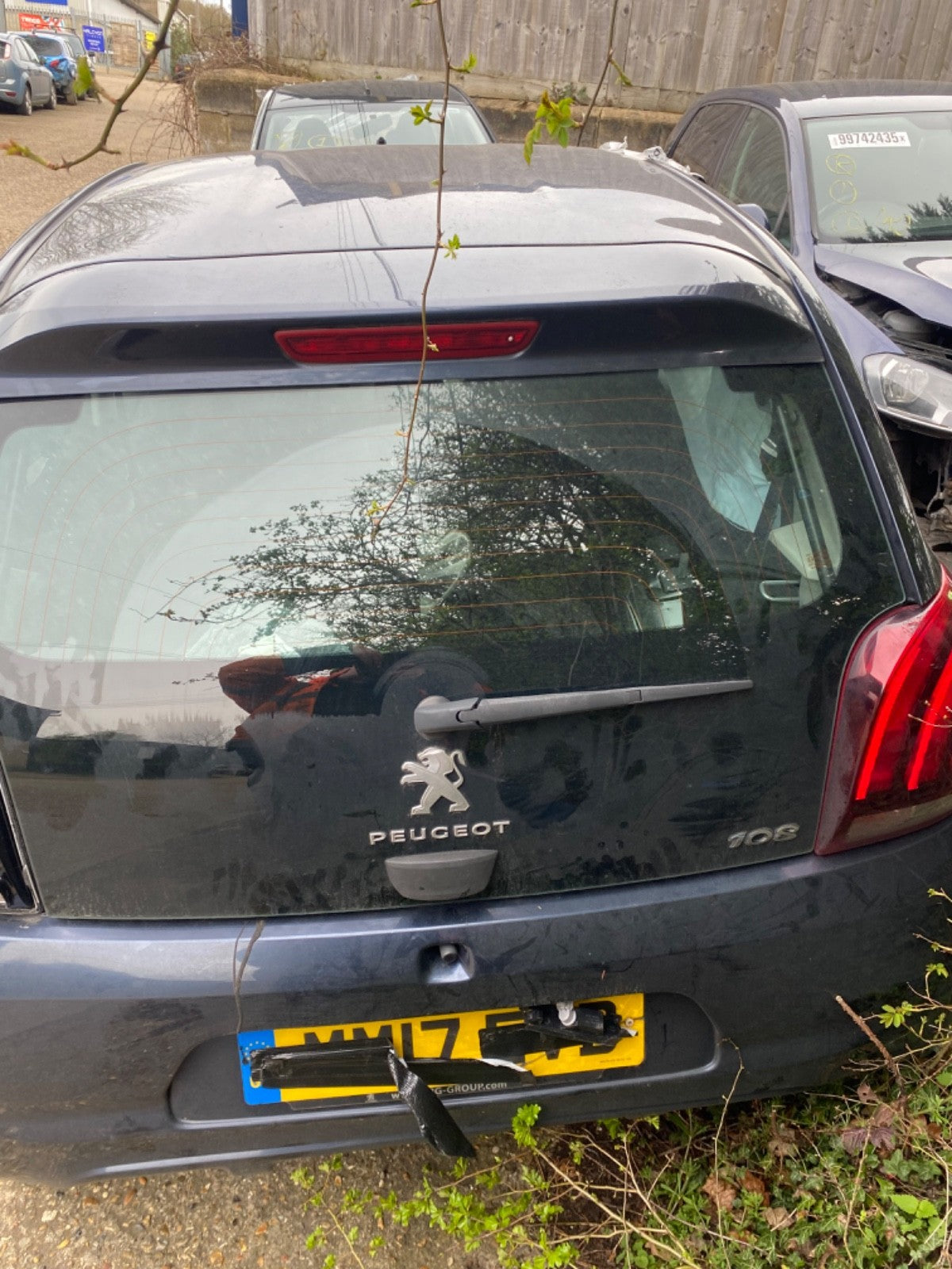 PEUGEOT 108 TAILGATE GLASS  2014 20210