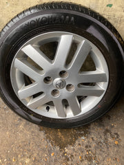 TOYOTA YARIS MK2 ALLOY WHEEL 15'' PZ406 B0675 ZC WITH TYRE 185X60X15 2006 20113