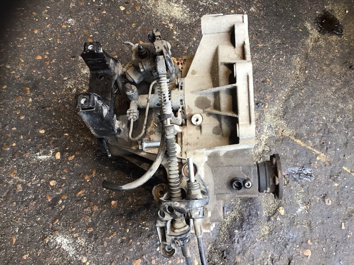 VOLKSWAGEN POLO 9N3 1.2 PETROL GEARBOX 5 SPEED CODE JHN 2005 20088