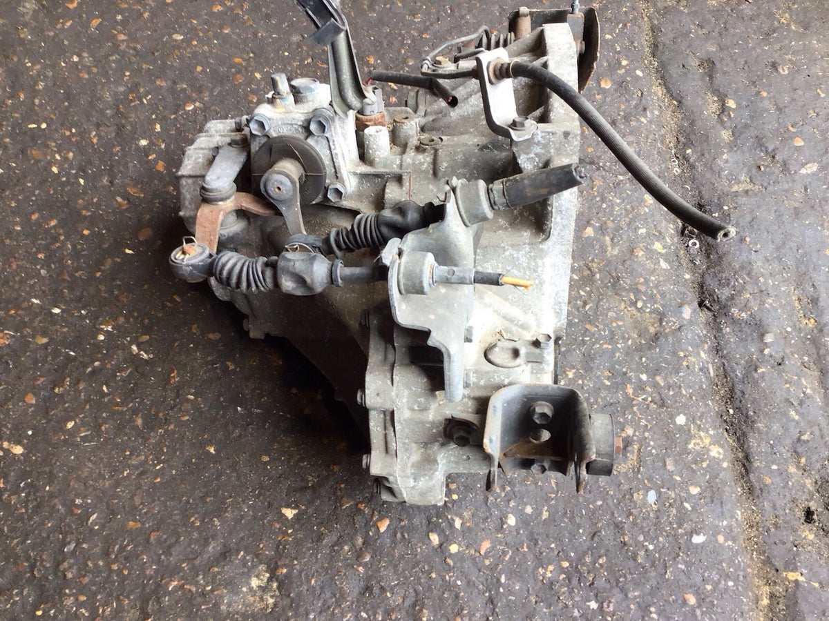TOYOTA YARIS MK1 1.3 PETROL 5 SPEED MANUAL GEARBOX 2SZ 2001 20068