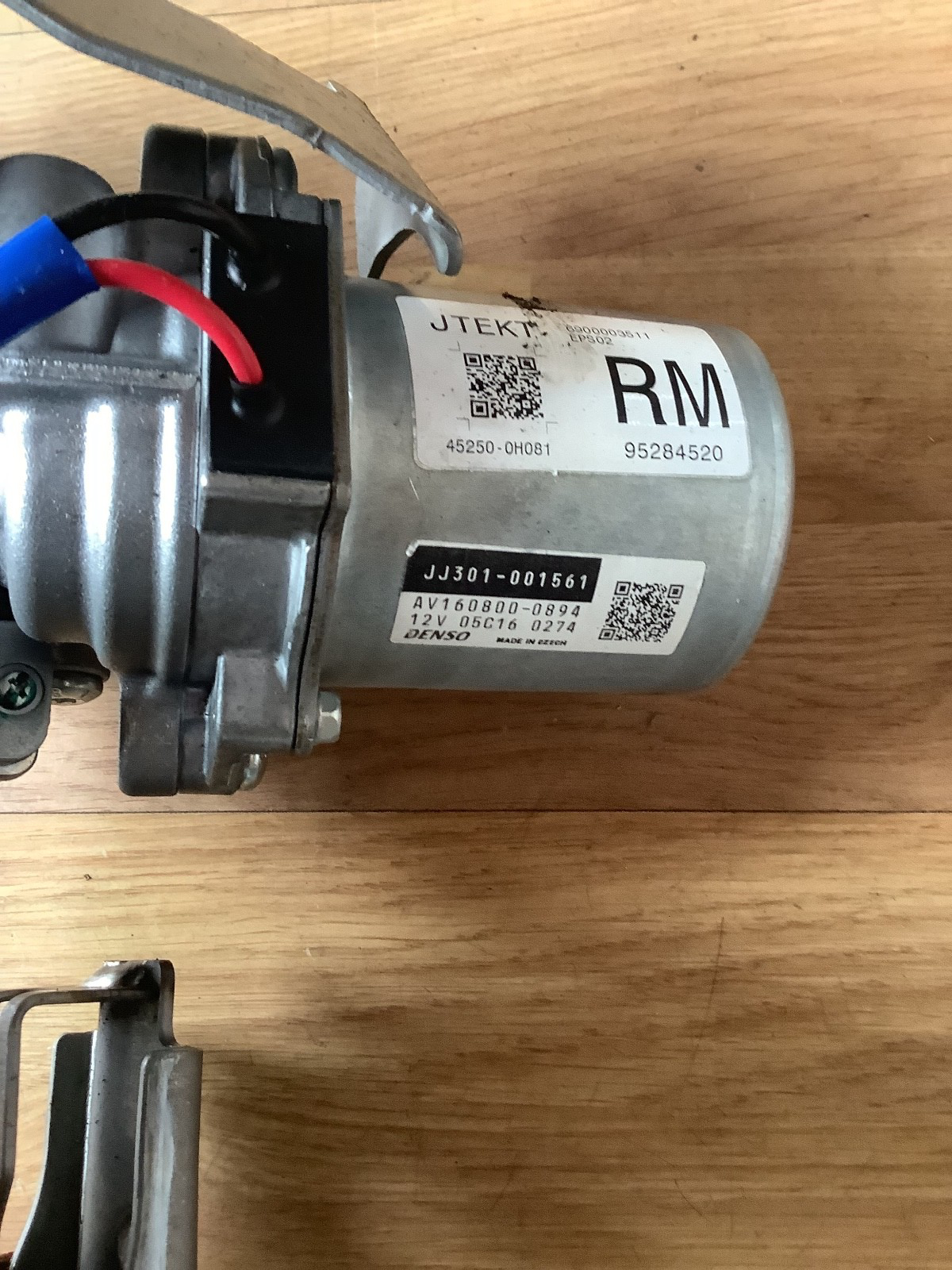 TOYOTA AYGO MK2 1.0 PETROL POWER STEERING COLUMN PUMP AND ECU JJ301 001561 15 213