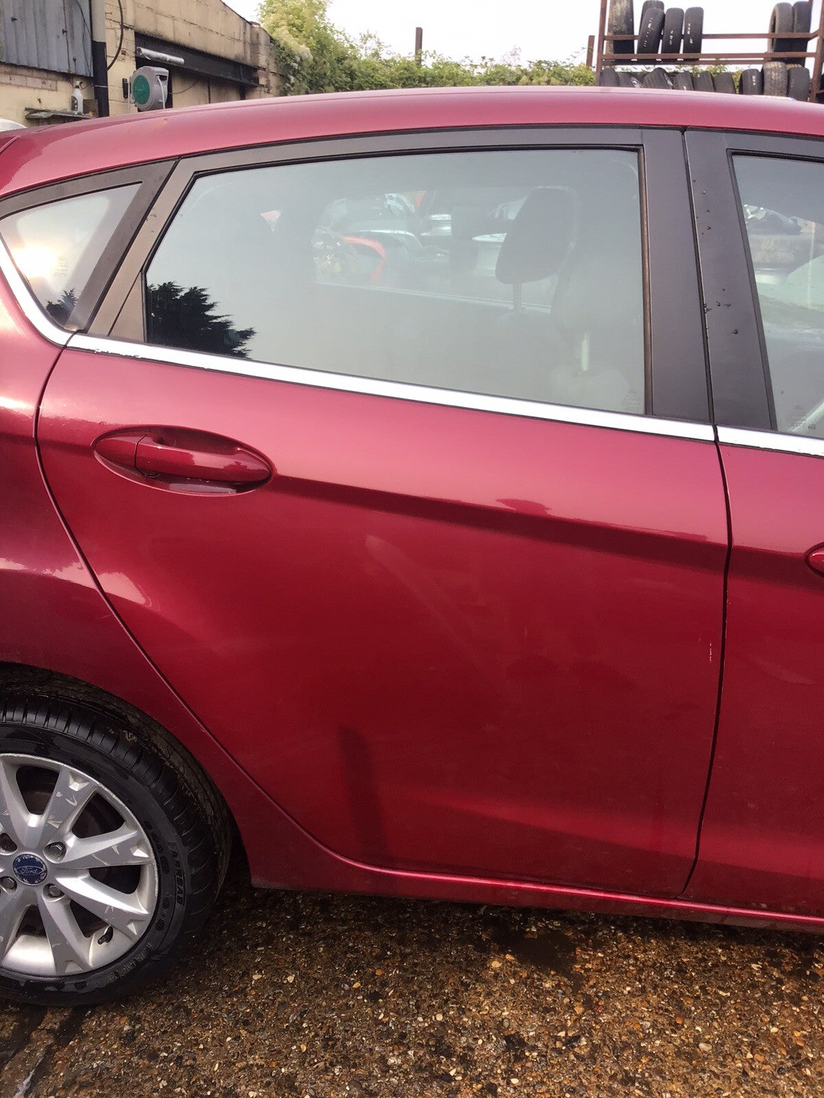 FORD FIESTA MK7 DRIVER'S SIDE O/S REAR DOOR M9 HOT MAGENTA 2008 20173