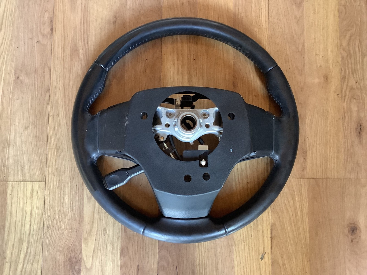 TOYOTA VERSO MK2 DRIVERS SIDE STEERING WHEEL 45100 05A00 2013 20186