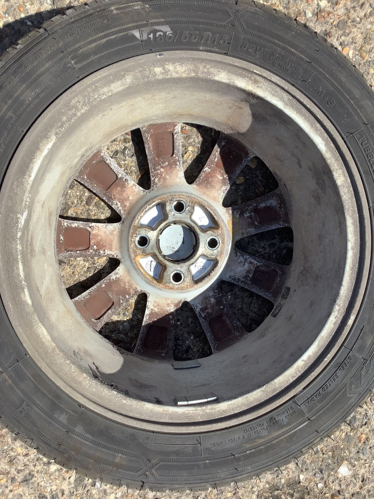 HONDA  JAZZ MK2 ALLOY WHEEL 15'' TYRE 185X55X15 SAA 560F 2002 200912