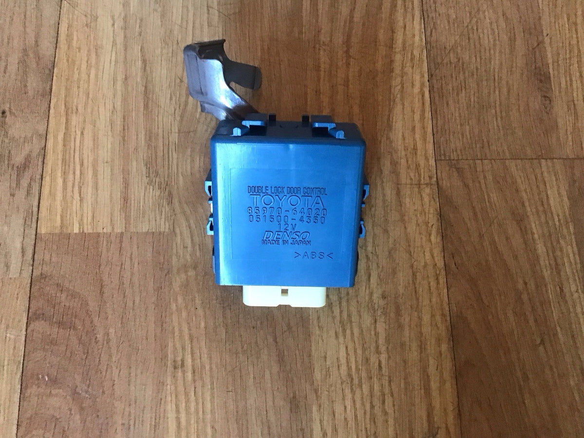 TOYOTA VERSO 1.8 PETROL DOOR LOCK CONTROL MODULE ECU 85970 64020 2013 20182