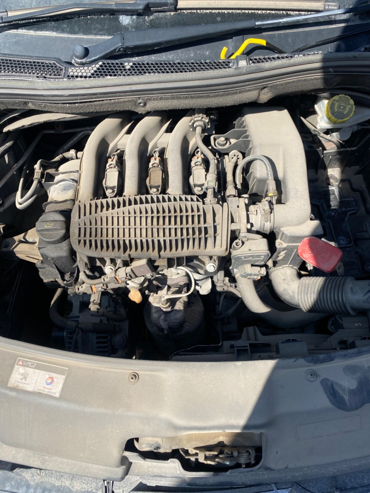 PEUGEOT 208 1.2 PETROL ENGINE CODE HMZ 62000 MILES 2012 20190