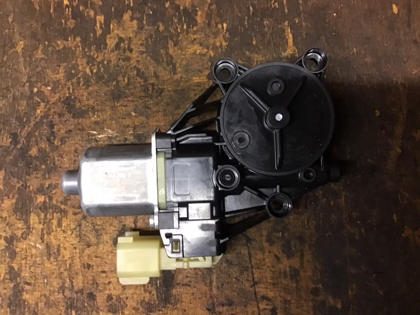 FORD FIESTA MK7.5 WINDOW MOTOR 8A61 14A389 B PASSENGER SIDE 3 DOOR 2013 20170