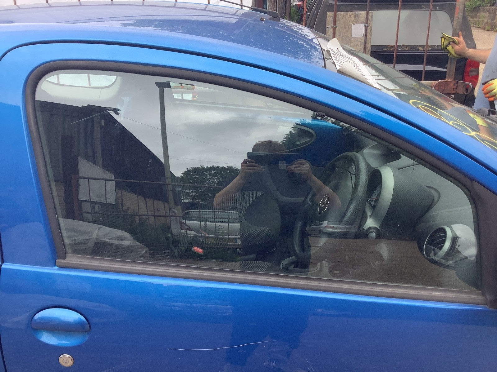 TOYOTA AYGO DRIVER'S O/S SIDE WINDOW GLASS DOOR WINDOW 3 DOOR 2005 20141