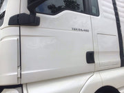 MAN TGX 24.460 PASSENGER SIDE N/S DOOR IN WHITE WITHOUT MIRROR 2016 20199