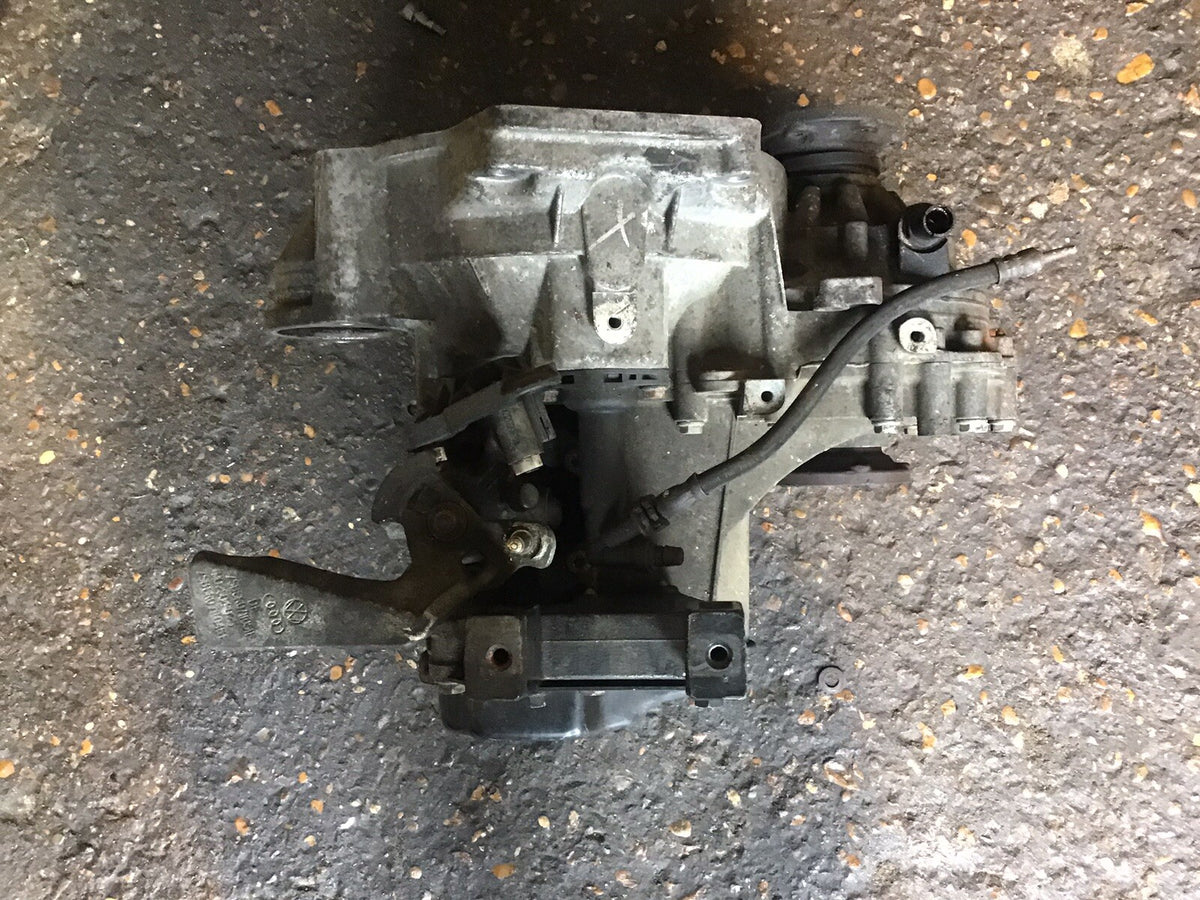VOLKSWAGEN POLO 1.2 TDI DIESEL GEARBOX  MANUAL 5 SPEED CODE MZK 2010 20152