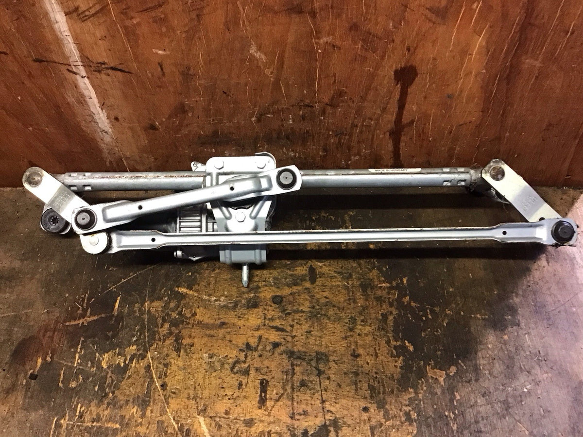 VOLKSWAGEN SCIROCCO  WIPER MOTOR LINKAGE 1K0955023G  2009 20138