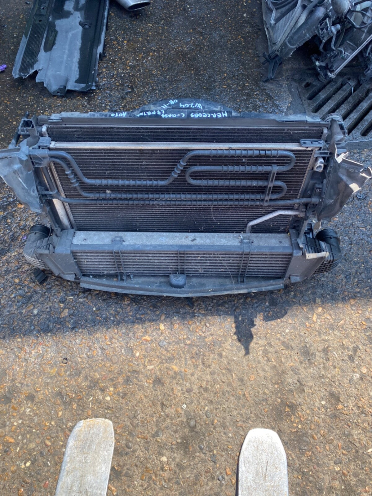 MERCEDES C CLASS W204 1.8 COMPRESSOR  AUTOMATIC RADIATOR FAN COWLING 2008 20132