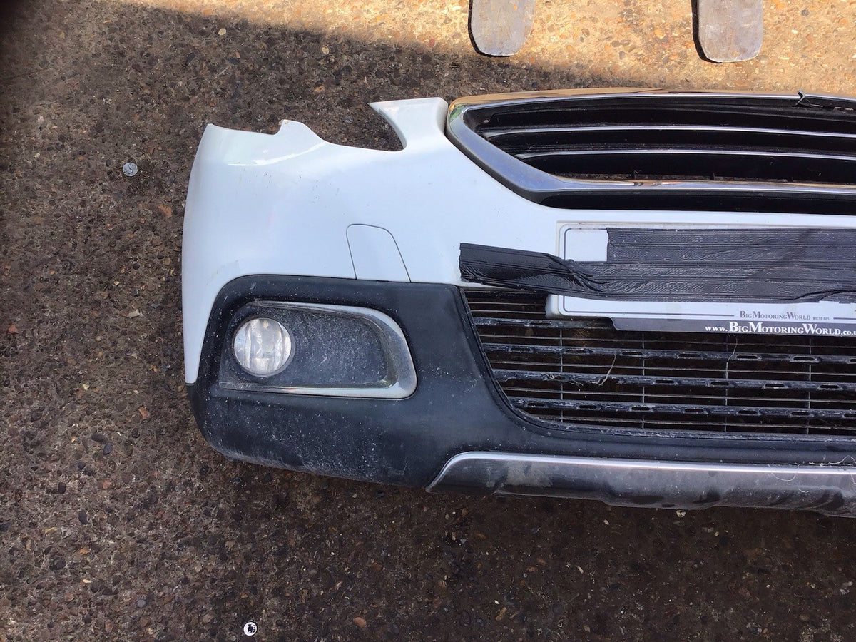 PEUGEOT 2008 MK1 FRONT BUMPER IN BANQUISE WHITE  EWP DAMAGED 2013 20163