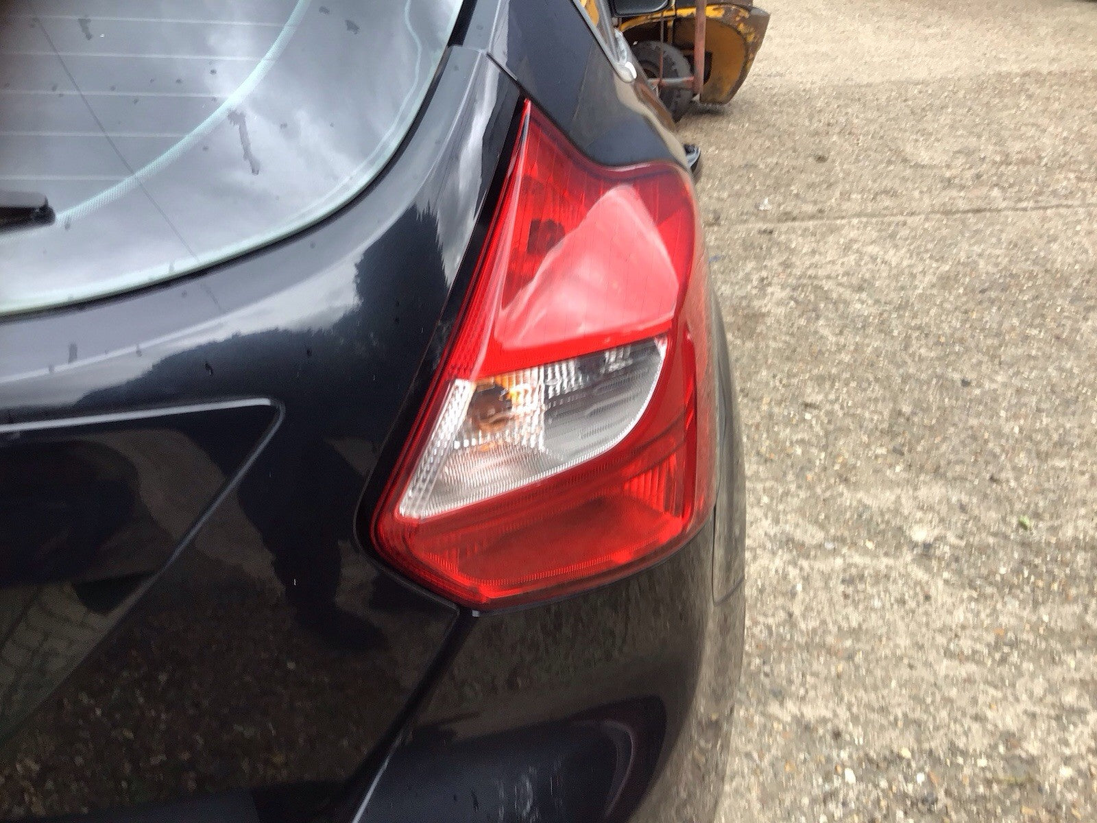 FORD FOCUS MK3 DRIVER'S SIDE O/S REAR LIGHT 5 DOOR HATCHBACK 2011 20141