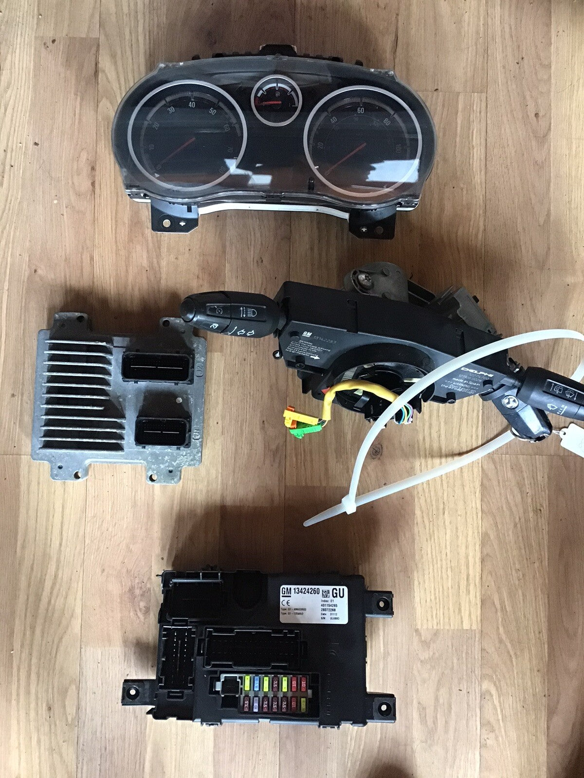 VAUXHALL CORSA D 1.4 PETROL ECU KIT 55590556 ABH0 A14XER 2010 20142