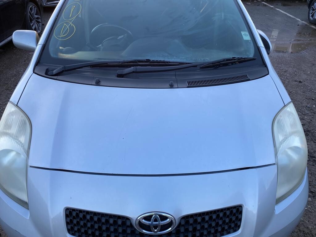 TOYOTA YARIS MK2 BONNET SILVER STREAK METALLIC 1E7 5 DOOR MODEL 2006-20112