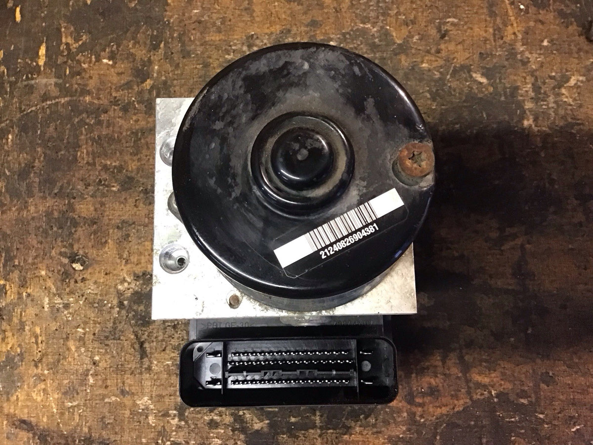 VOLKSWAGEN GOLF MK5 ABS PUMP MODULE 1K0614517AE 1K0907379AC 2004 20081