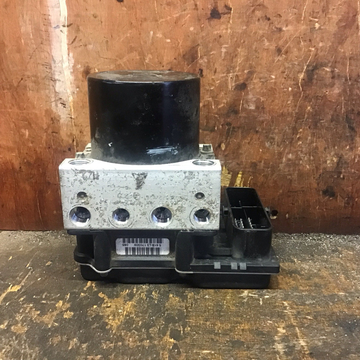 VOLKSWAGEN POLO 9N3 PETROL ABS PUMP MODULE 6Q0907379BC 2005 20092