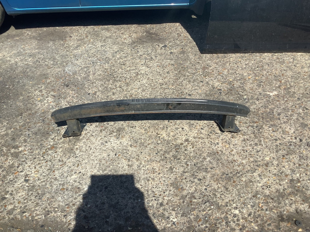 VOLKSWAGEN GOLF MK5 ESTATE REAR BUMPER BAR / REAR CRASH BAR 2004 20082