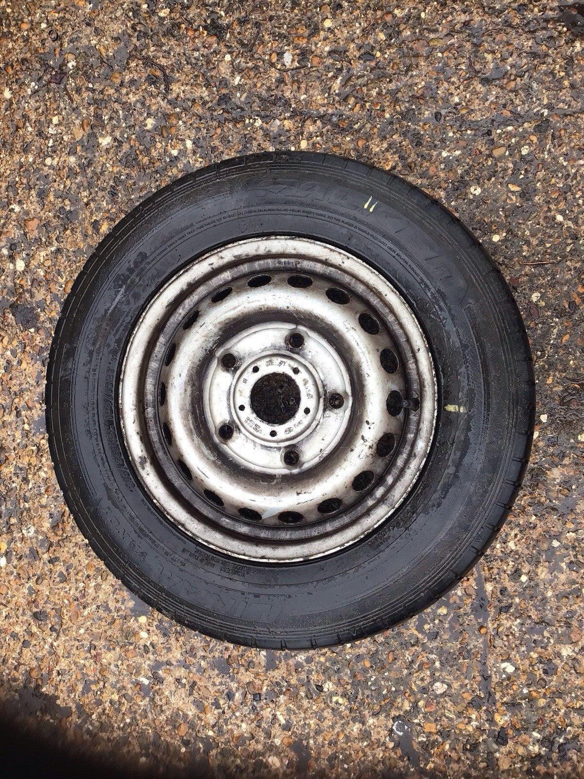 FORD TRANSIT CUSTOM 15" STEEL WHEEL WITH TYRE 215/65R15C BK21 1007 AA1