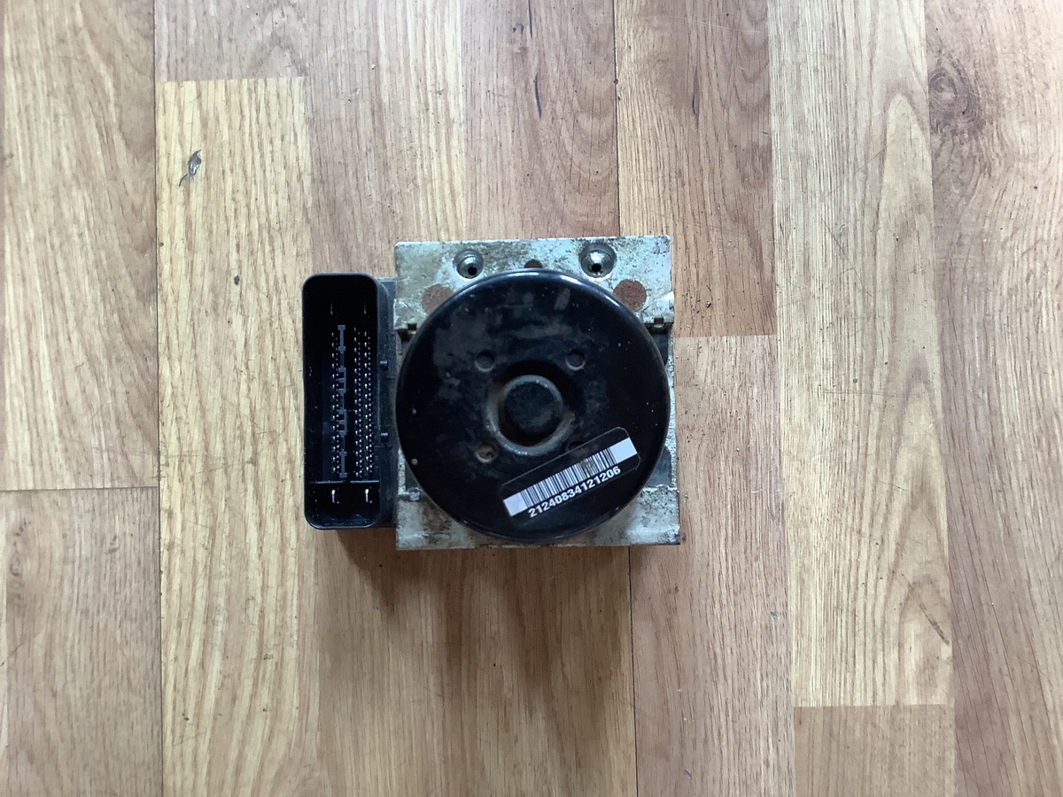 VOLKSWAGEN SCIRROCO ABS PUMP MODULE 1K0614517CB 2008 20138