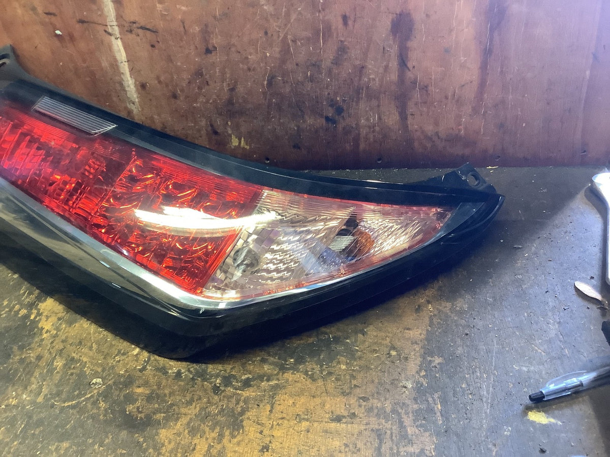 TOYOTA AYGO MK2 PASSENGER'S SIDE N/S REAR LIGHT REAR LIGHT CLUSTER 2015 20226