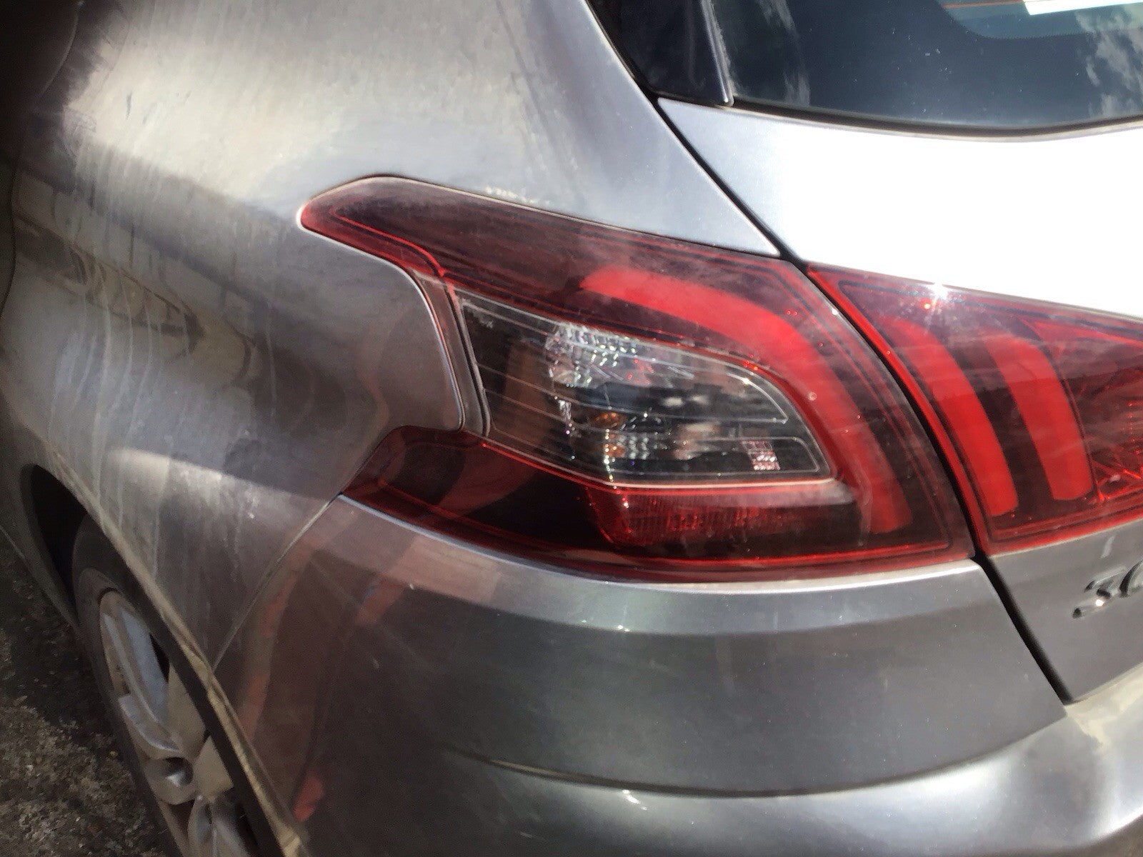PEUGEOT 308 PASSENGER'S SIDE N/S REAR LIGHT 2013 20190