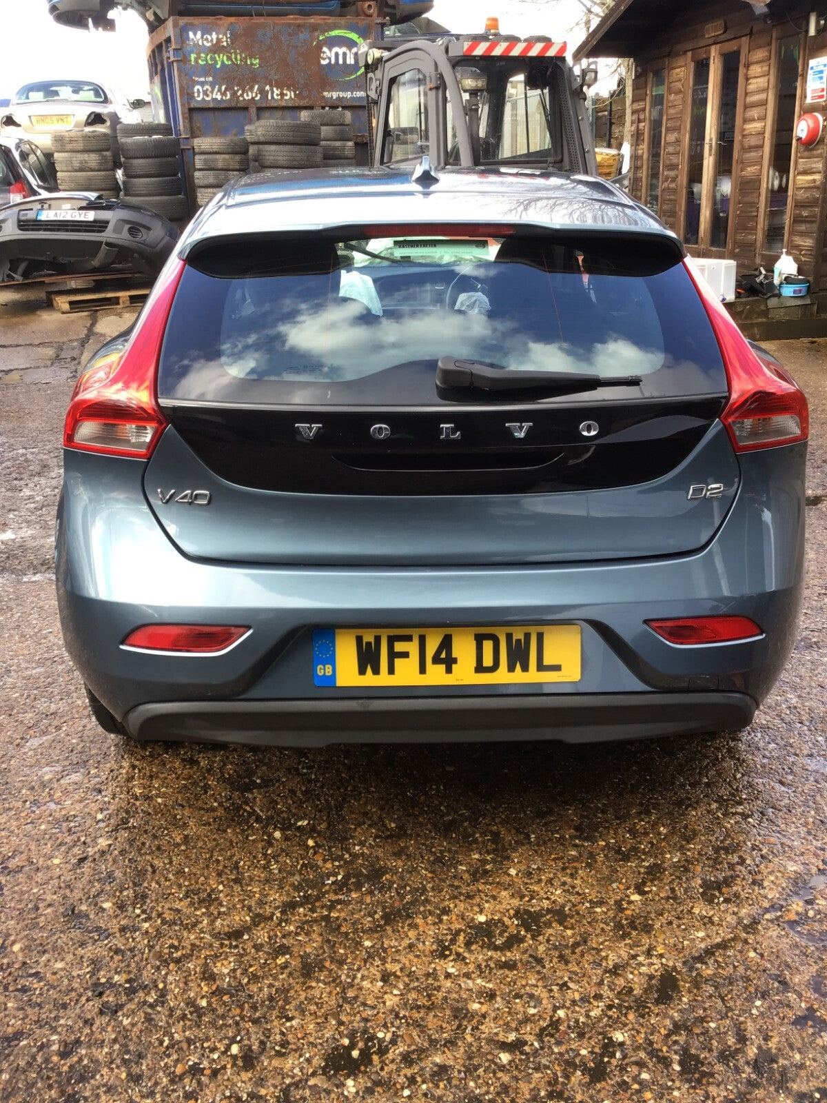 VOLVO V40 TAILGATE IN BIARRITZ BLUE 5 DOOR MODEL  2012 20190