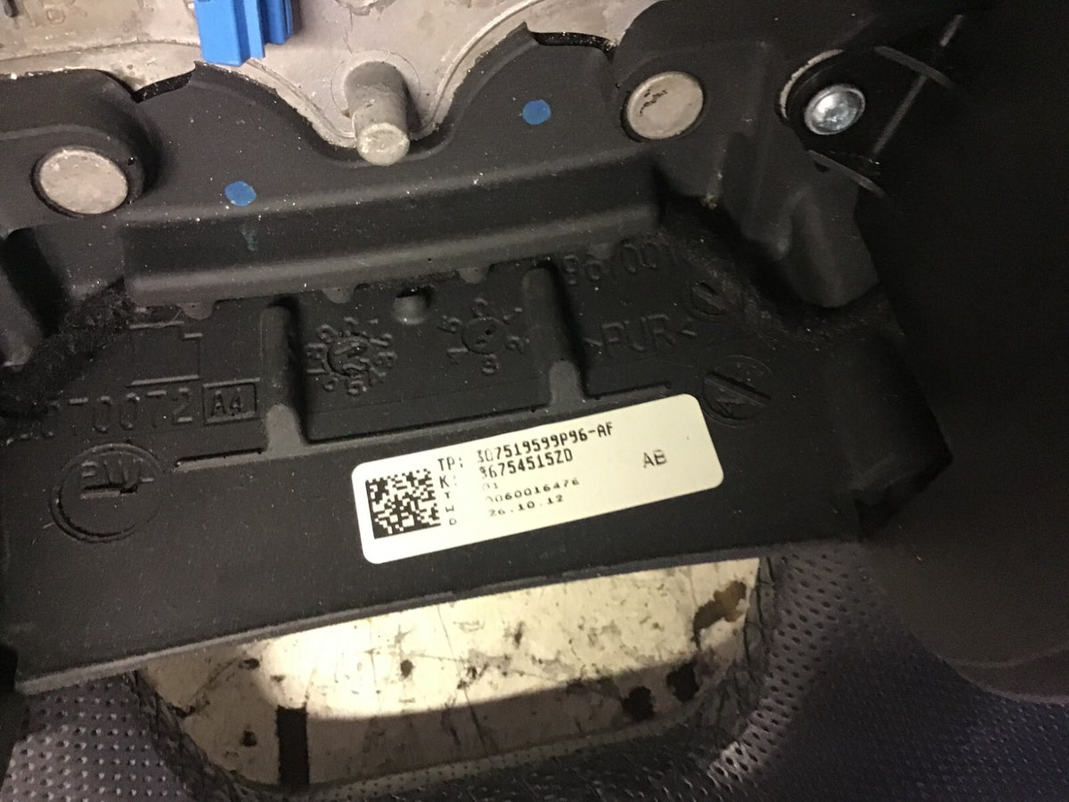CITROEN DS4 MULTI FUNCTIONAL STEERING WHEEL 96754515ZD  2011 20157