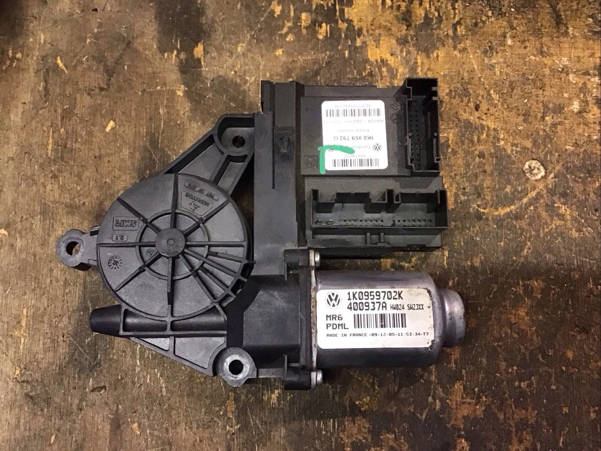 VOLKSWAGEN GOLF MK5 PASSENGERS FRONT WINDOW MOTOR REGULATOR 1K0959702K 05 20084