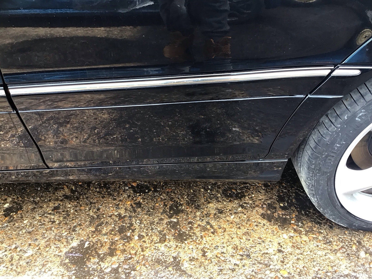 MERCEDES C CLASS W203 PASSENGER'S SIDE REAR DOOR OBSIDIAN BLACK 197 2001 20073