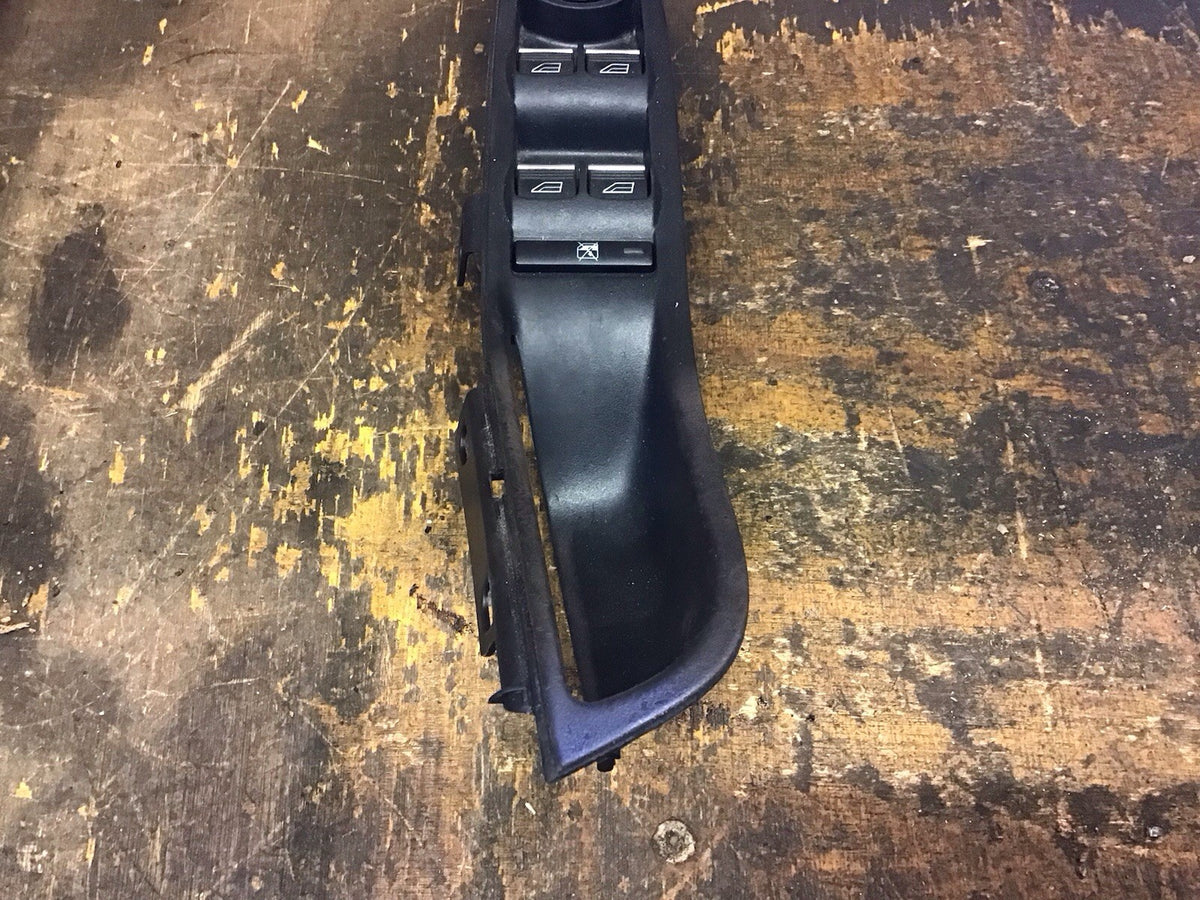 FORD FOCUS MK3 ELECTRIC WINDOW CONTROL UNIT SWITCH AM5T14A132CA 2011 20145