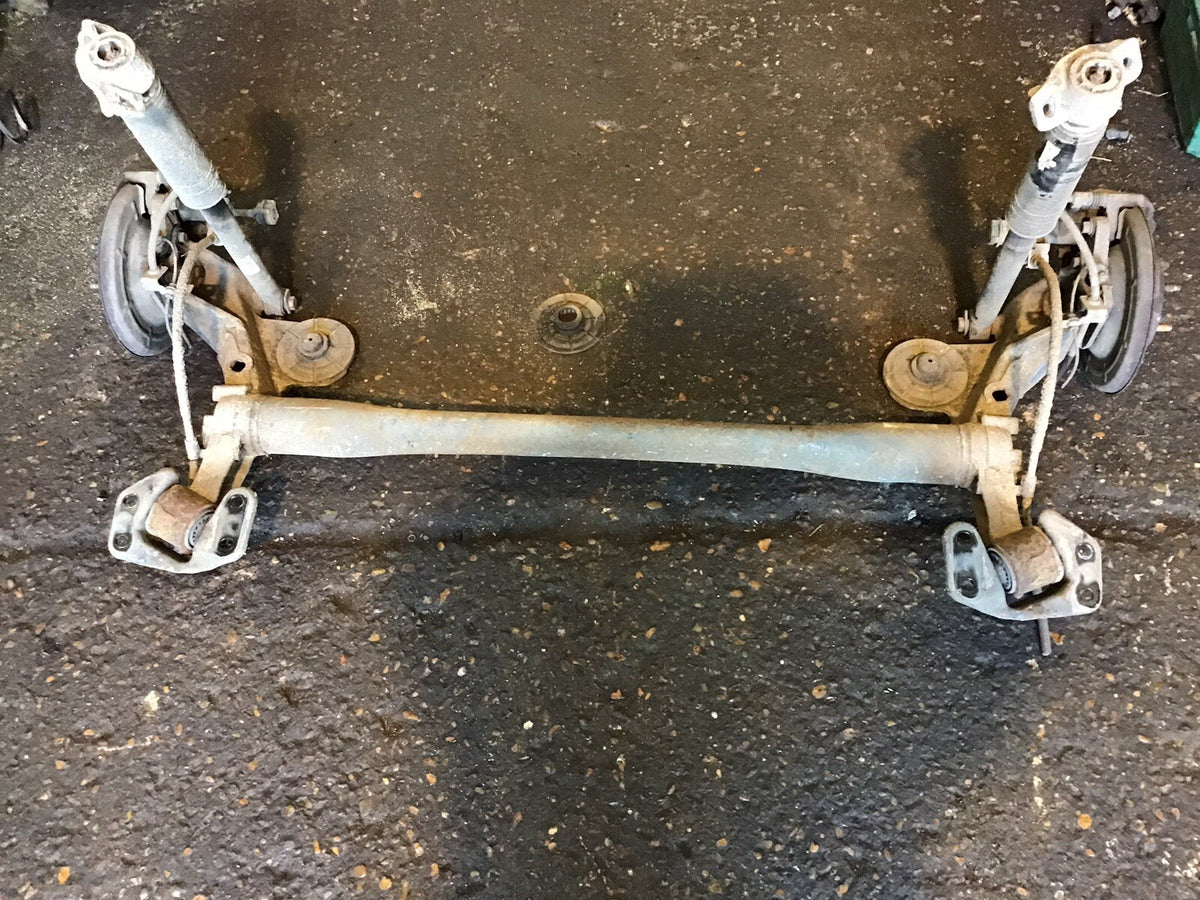 VAUXALL ASTRA J 1.6 PETROL REAR AXLE DISC BRAKES WITH ABS 2010 20151