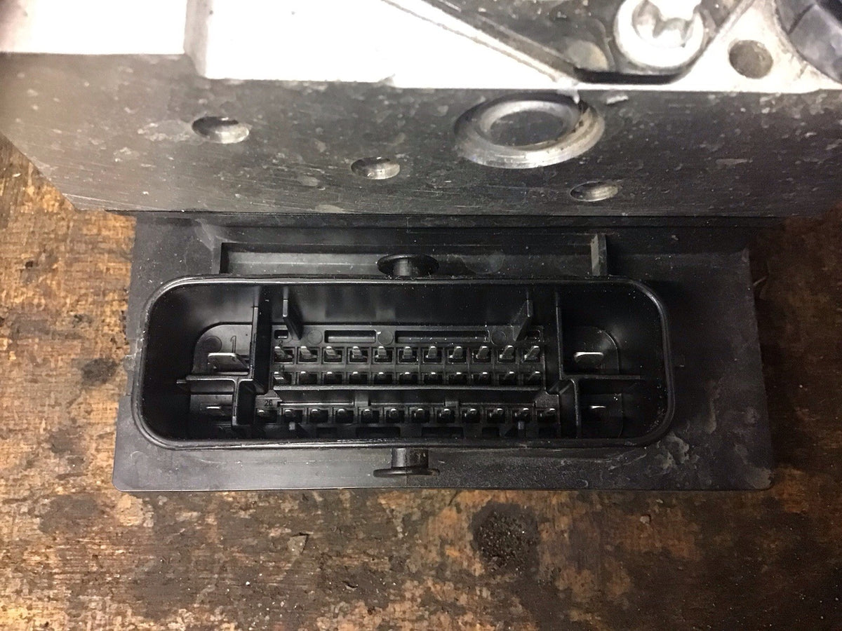 VOLKSWAGEN POLO 6R ABS PUMP AND CONTROL 6R0614517 2009 20175