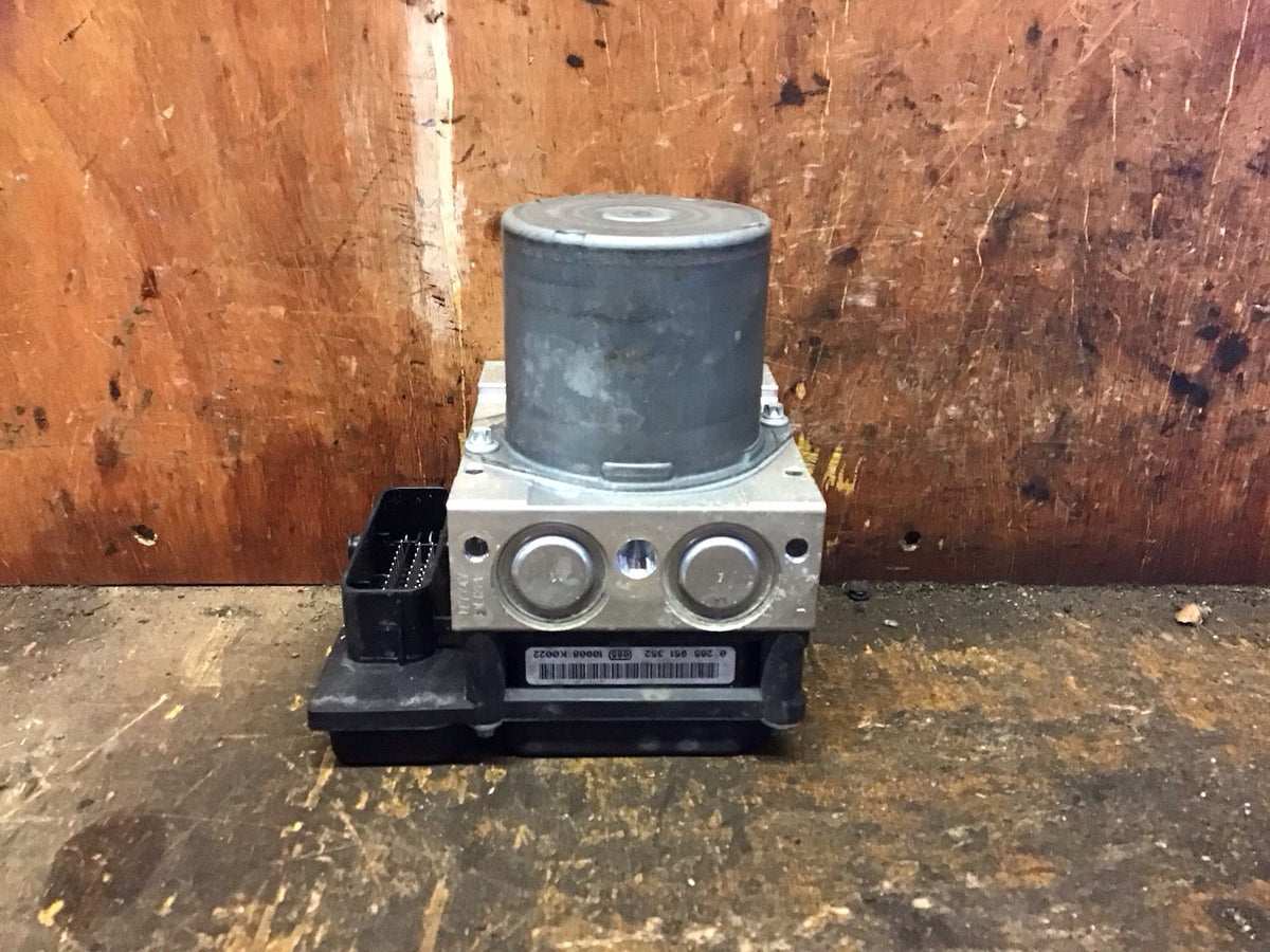 MERCEDES A CLASS W169 ABS PUMP MODULE 0265951352 2005 20120